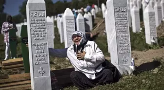 Srebrenitsa Soykırımını 'Unutmadık, unutmayacağız'