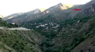 GÜMÜŞHANE Yol kenarında bulunan lahit koruma altına alındı