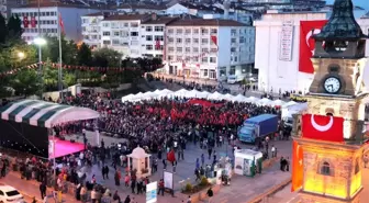 15 Temmuz'da vatandaşlar meydanlara akın etti