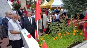 Gaziantep'te 15 Temmuz şehidi, mezarı başında anıldı