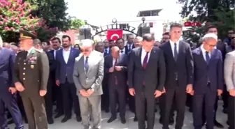 Hatay'da 15 Temmuz'da şehitler mezarı başında anıldı