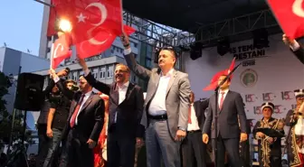 İzmir'de '15 Temmuz Demokrasi ve Milli Birlik Günü' etkinliği