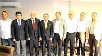 Siyasi parti il başkanları bir araya geldi fındığı konuştu