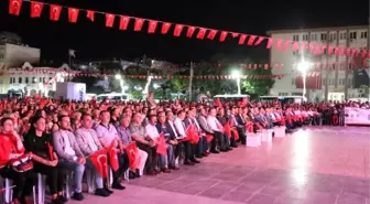 Manisa'da binlerce vatandaş 15 Temmuz etkinliklerine katıldı