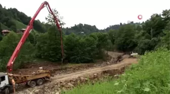 Rize'de kemer köprüler bir bir tahrip oluyor