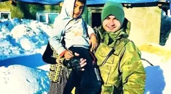 PKK terörüne kurban giden Ayaz, şehit astsubay ile fotoğraf çektirmiş