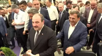 'Mobilya sektöründe 2,3 milyar dolar dış ticaret fazlası vermeyi başardık' - ZONGULDAK