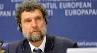 Gezi Davası: Mahkeme Osman Kavala'nın tutukluluğunun devamına karar verdi