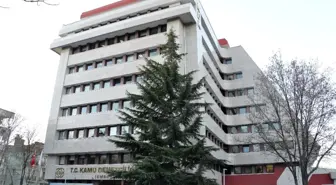 Hasta kızının tedavisi için Ankara'ya tayin isteyen doktoru KDK haklı buldu