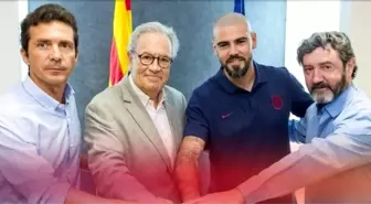 Victor Valdes yeniden Barcelona'da