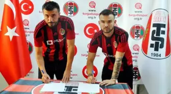 Turgutluspor'da iki imza