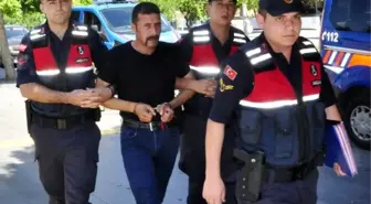Birlikte yaşadığı kadını öldürdü, 'Sinirlendim, kendimi kaybetmişim' dedi