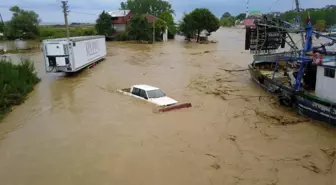 Kocaali'nde sel felaketinin yaraları sarılmaya çalışılıyor