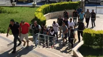 Marmaris merkezli sanal bahis çetesinin 30 şüphelisi adliyede