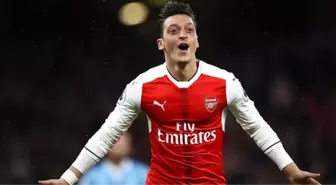 Mesut Özil'e bıçaklı saldırı girişimi!