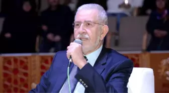 Ömer Tuğrul İnançer kimdir? İlber Ortaylı, Ömer Tuğrul İnançer'in elini öptü!