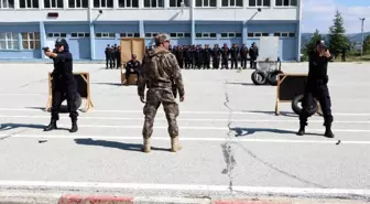 Polis adayları zorlu eğitim sürecinden geçiyor