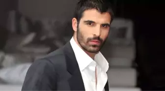 Hakkında soruşturma açılan Mehmet Akif Alakurt kimdir?