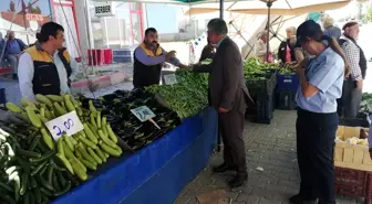 Başkan İlbey pazar esnafıyla bir araya geldi