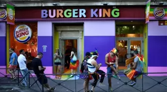 Katalonya'da Burger King çalışanlarına getirilen sakal yasağı kaldırıldı