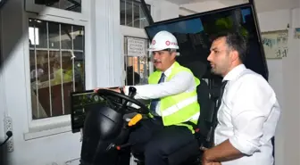 Kırşehir'de Vali Akın, Forklift Simülatör Aracını tanıttı