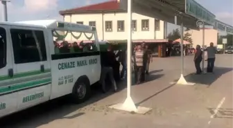 Trafik kazasında hayatını kaybeden 12 yaşındaki Mustafa Oğuzhan Metin'in cenazesi