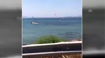 Kayalıklara çarparak batan teknedeki iki kişi kurtarıldı