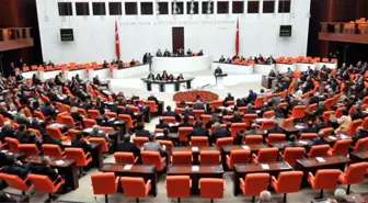 CHP'nin Siyasi Etik Kanunu Teklifi'ne ilk tepki MHP'den: Siyasi şov yapıyorlar