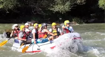 Binali Yıldırım'ın rafting heyecanı