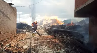 Çorum'da köyde yangın çıktı, 7 ev kül oldu