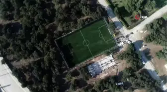 Orhaneli'ye modern halı saha