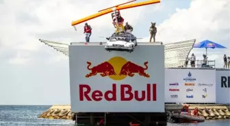 Red Bull Uçuş Günü görsel bir şölene sahne oldu