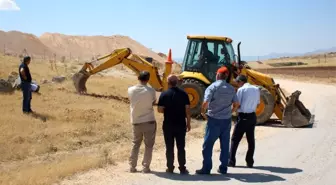 İş makineleri, yol çalışması için değil sınav için çalıştı