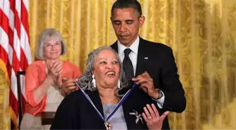 Nobel ödüllü ünlü yazar Toni Morrison hayatını kaybetti