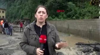 RİZE'DE DAĞ, DERENİN ÖNÜNÜ KAPATTI, PANİK YAŞANDI