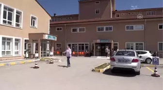 Sağlık çalışanlarıyla uzlaşmak için kamera karşısında özür diledi