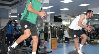 Atiker Konyaspor salonda çalıştı
