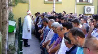Baraj gölünde boğulan genç son yolculuğuna uğurlandı
