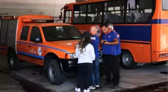 Denizli merkezli 6,0 büyüklüğündeki deprem, Ege ve Akdeniz'i salladı (2)