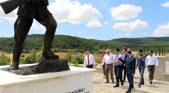 Dumlupınar'da Zafer Bayramı öncesi hazırlıklar devam ediyor