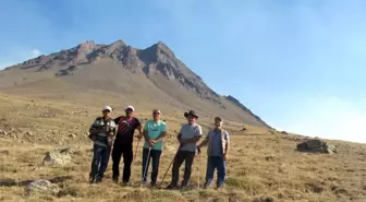 Kayserili dağcılar, Hasan Dağı'nın zirvesinde
