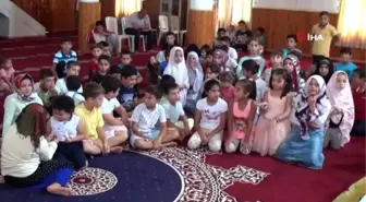 Kur'an kursunu bitirdiler hediyeleri kaptılar
