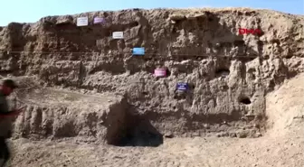 VAN KALESİ'NDE URARTU TARİHİNE IŞIK TUTACAK ÇALIŞMALAR SÜRÜYOR
