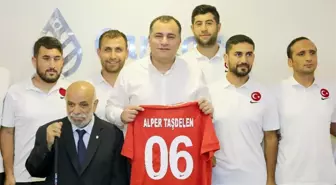 Görme engelli sporculardan Taşdelen'e ziyaret