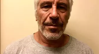 ABD'li milyarder Jeffrey Epstein cezaevinde kendini astı