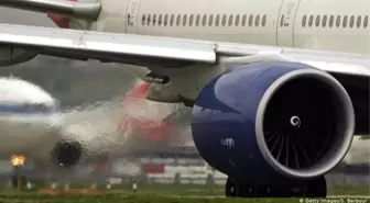 Alman vekillerin iş gezilerinde 4 bin ton karbondioksit salındı