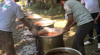 1 ton 200 kilogram et, kavurma yapılıp ikram edildi