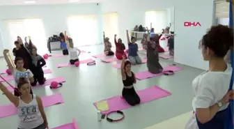 ADANA Kadınların pilates keyfi