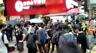 Hong Konglular bir kez daha sokaklara döküldüHong Konglu öğretmenlerden protestolara destek