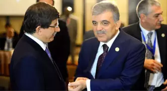 Ahmet Davutoğlu ve Abdullah Gül'den HDP'li belediyelere kayyum atanmasına tepki